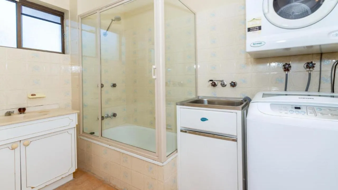 Fantastic Views From This Top Floor Unit! Bongaree