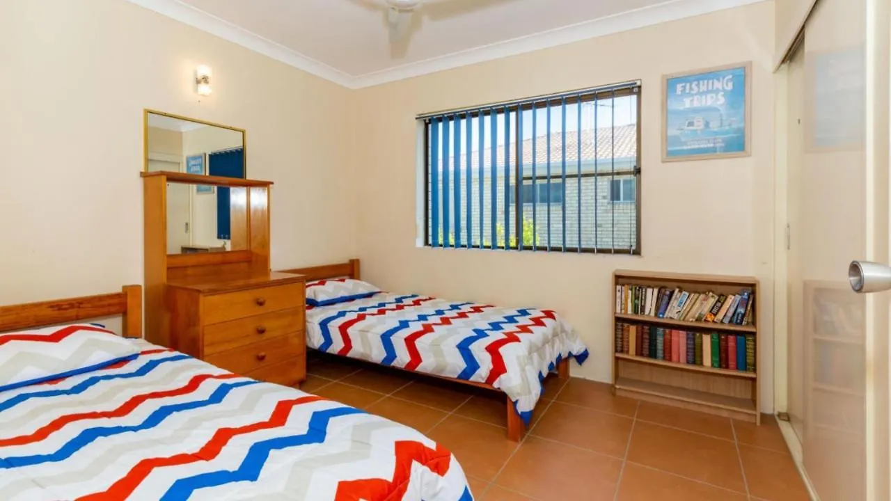 Fantastic Views From This Top Floor Unit! Bongaree Austrálie